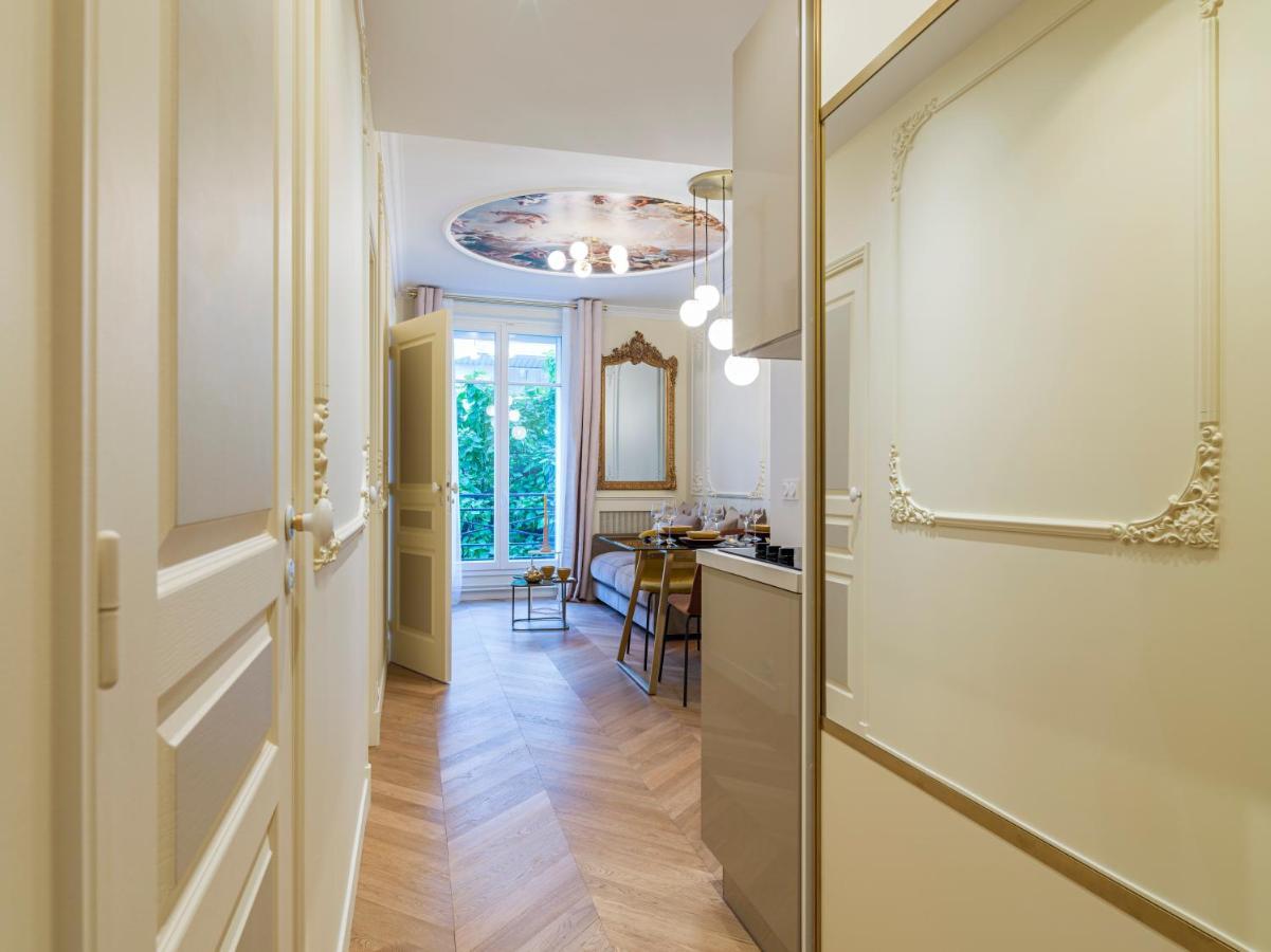 The Gatsby Suite Paris Exterior photo